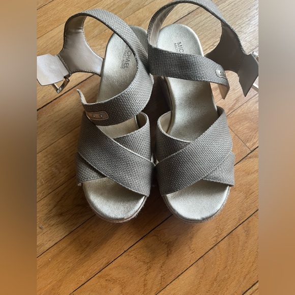 Michael Kors Women's Gray Sandals - Picture 1 of 4
